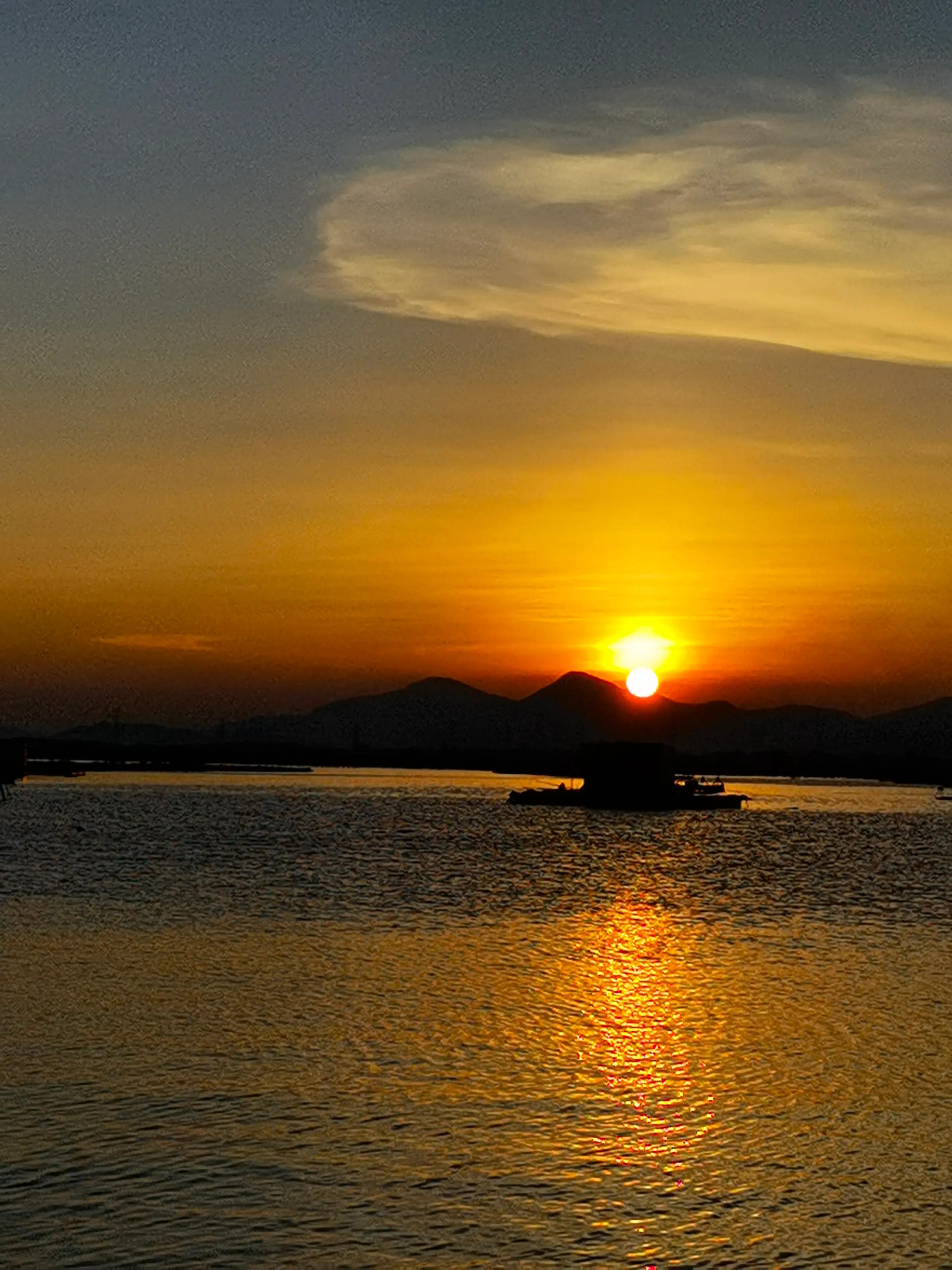 手拍世界投稿,手拍世界作品专集