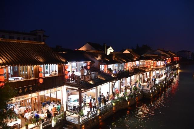 上海朱家角古镇值得游玩么,上海朱家角古镇离湖州远么