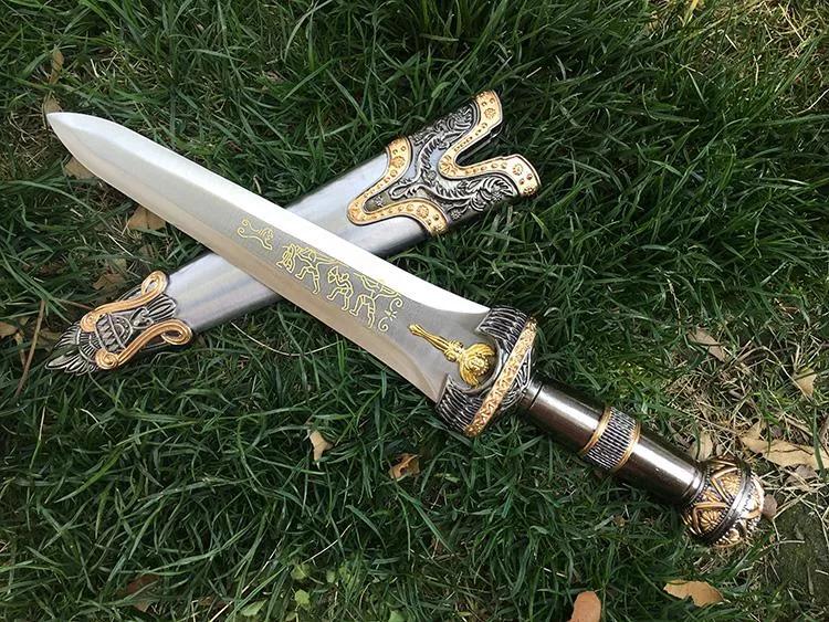 诗仙李白被列入大唐剑圣，功夫到底怎样？古代剑客都是什么人？