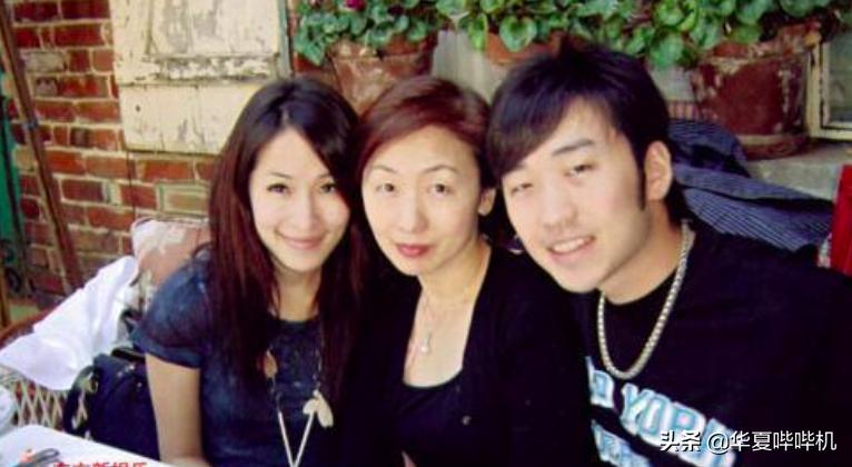 萧亚轩公布恋情历经16位前任,40岁的萧亚轩正式公布新恋情