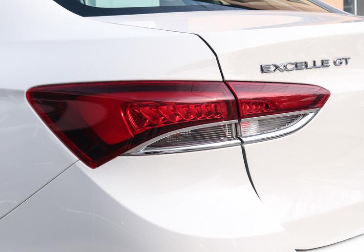 3万多别克英朗,英朗3万多