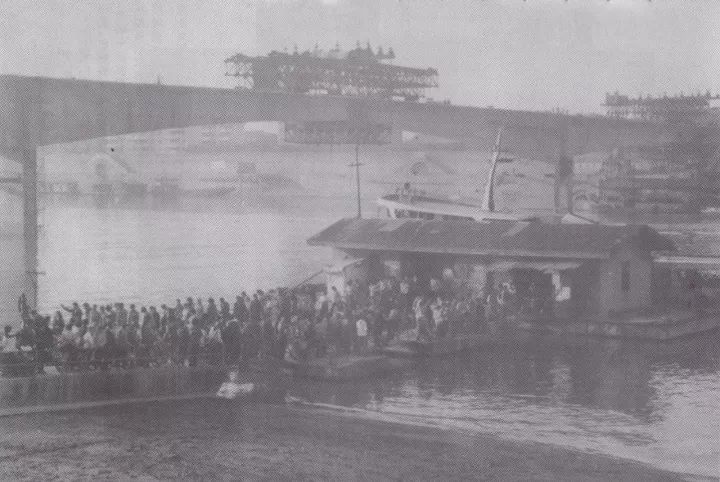 河上以前没有桥,河上没有桥