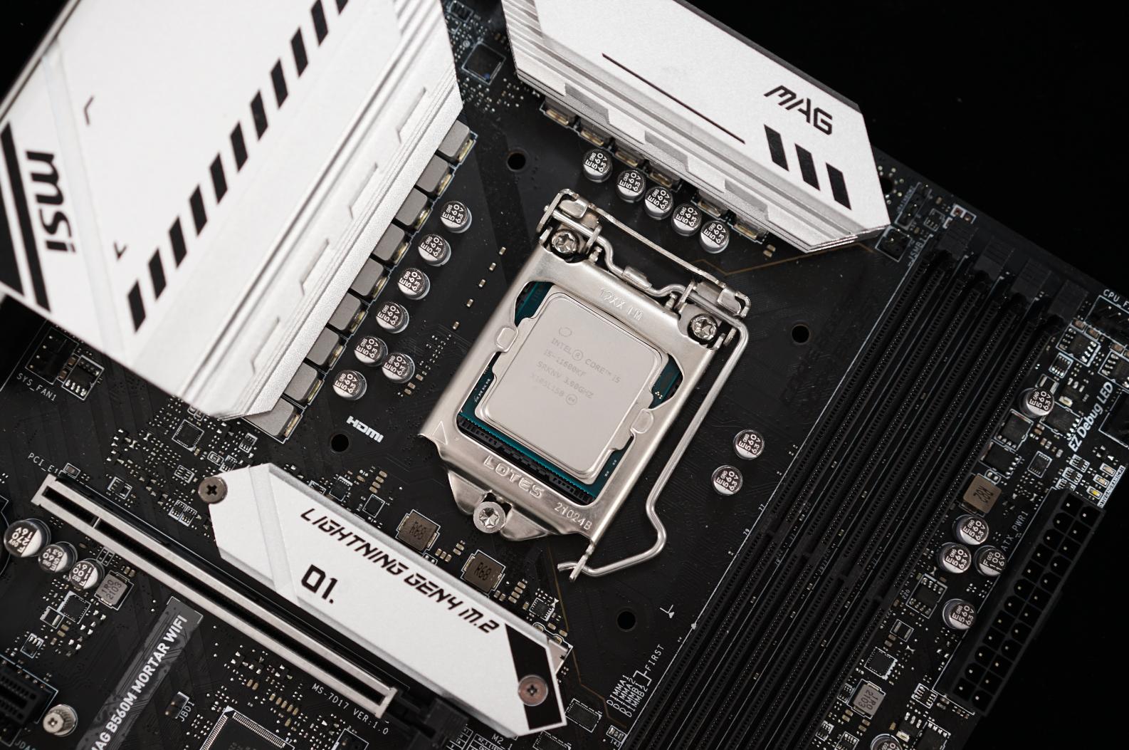 618装机用金士顿雷电RGB内存条？实测下来真的有点小惊喜