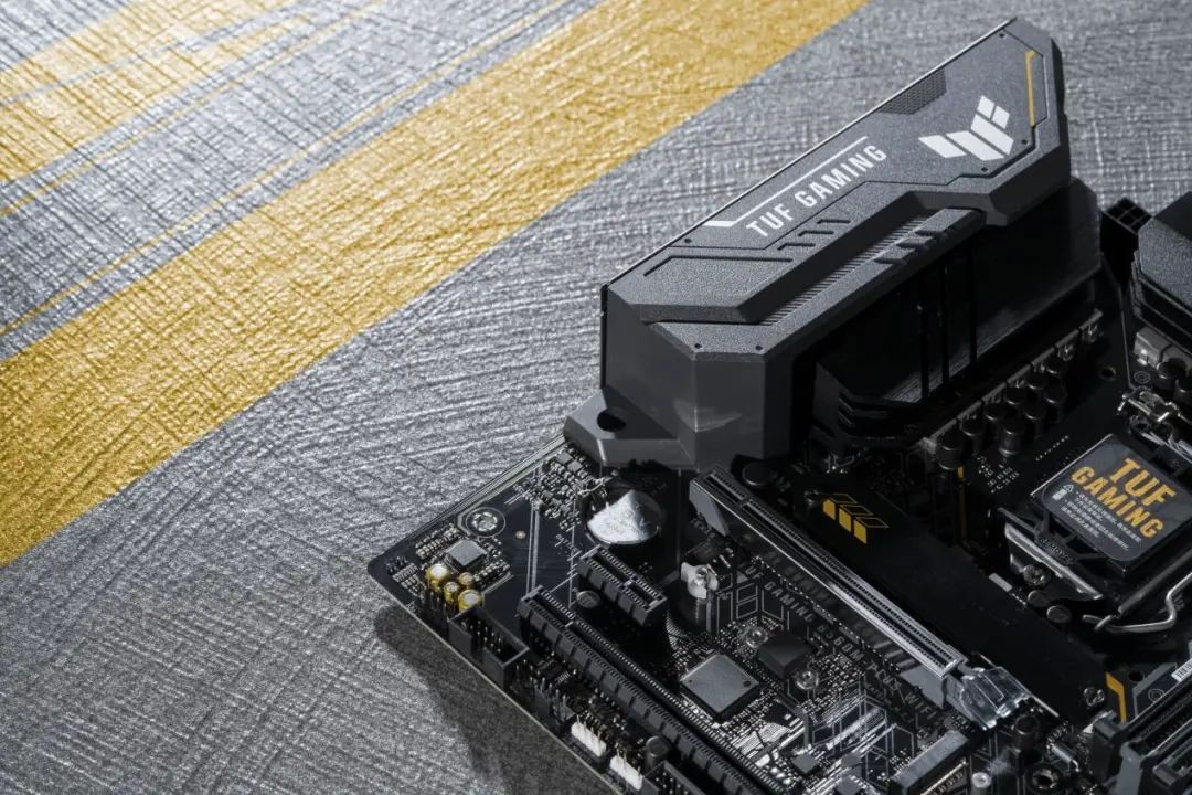 a代颗粒内存超频教程华硕主板,华硕tufb560m-plus重炮手如何超频