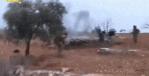 李云龙怒杀土匪为和尚报仇,李云龙给魏和尚报仇杀土匪对不对