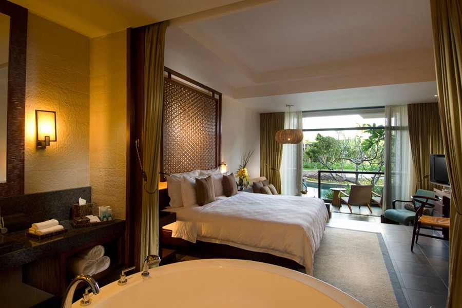 三亚亚龙湾金茂丽思卡尔顿酒店,三亚亚龙湾度假酒店对比