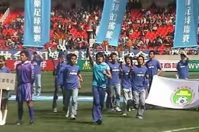 周杰伦昆凌观战梅西,周杰伦现场观战梅西完整版