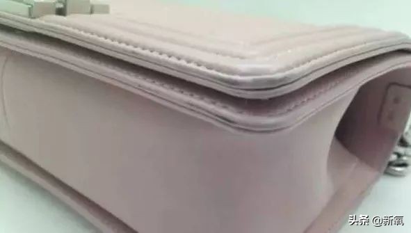 大牌包包上有瑕疵,大牌包的缺陷