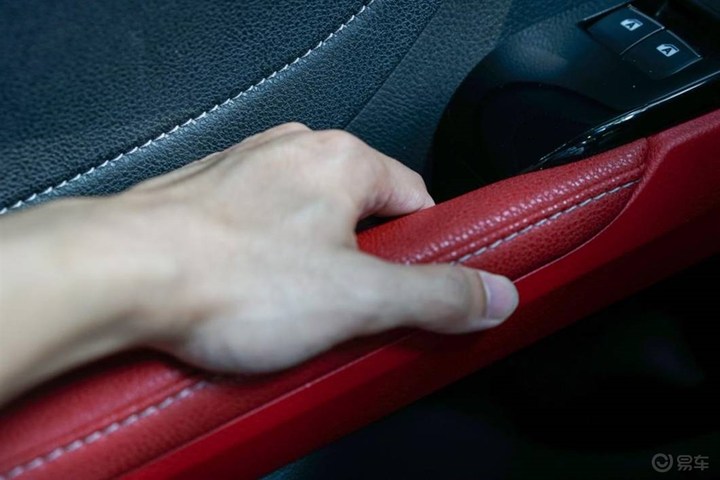 八代凯美瑞运动版红内饰,八代凯美瑞运动版电光宝石绿