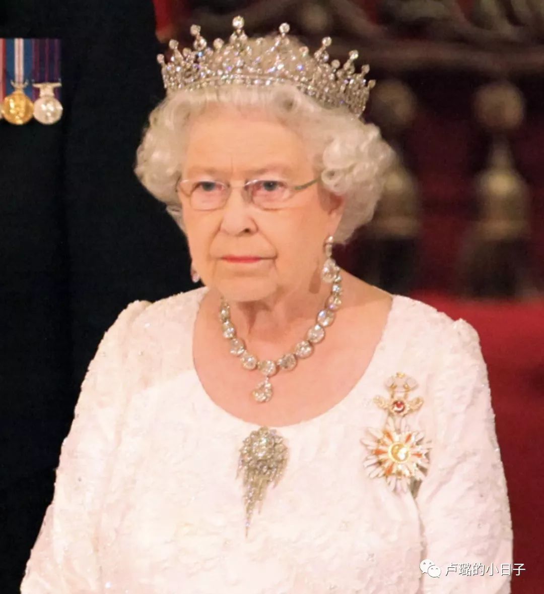 英国女王胸针高档轻奢,女王最贵胸针排行榜