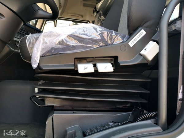 17.5绫充腑杞村ぇ鏉胯溅,17.5绫崇殑涓疆杞村ぇ鏉胯溅