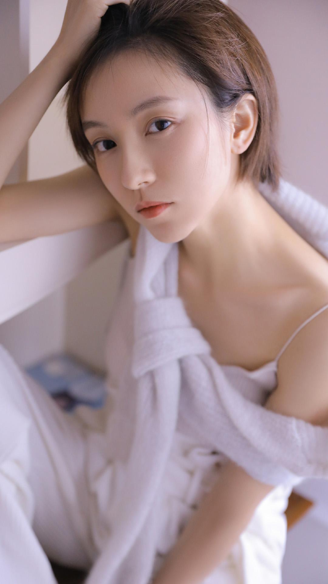 抖音最火的美女手机壁纸图文,抖音最火2021最潮锁屏壁纸超高清