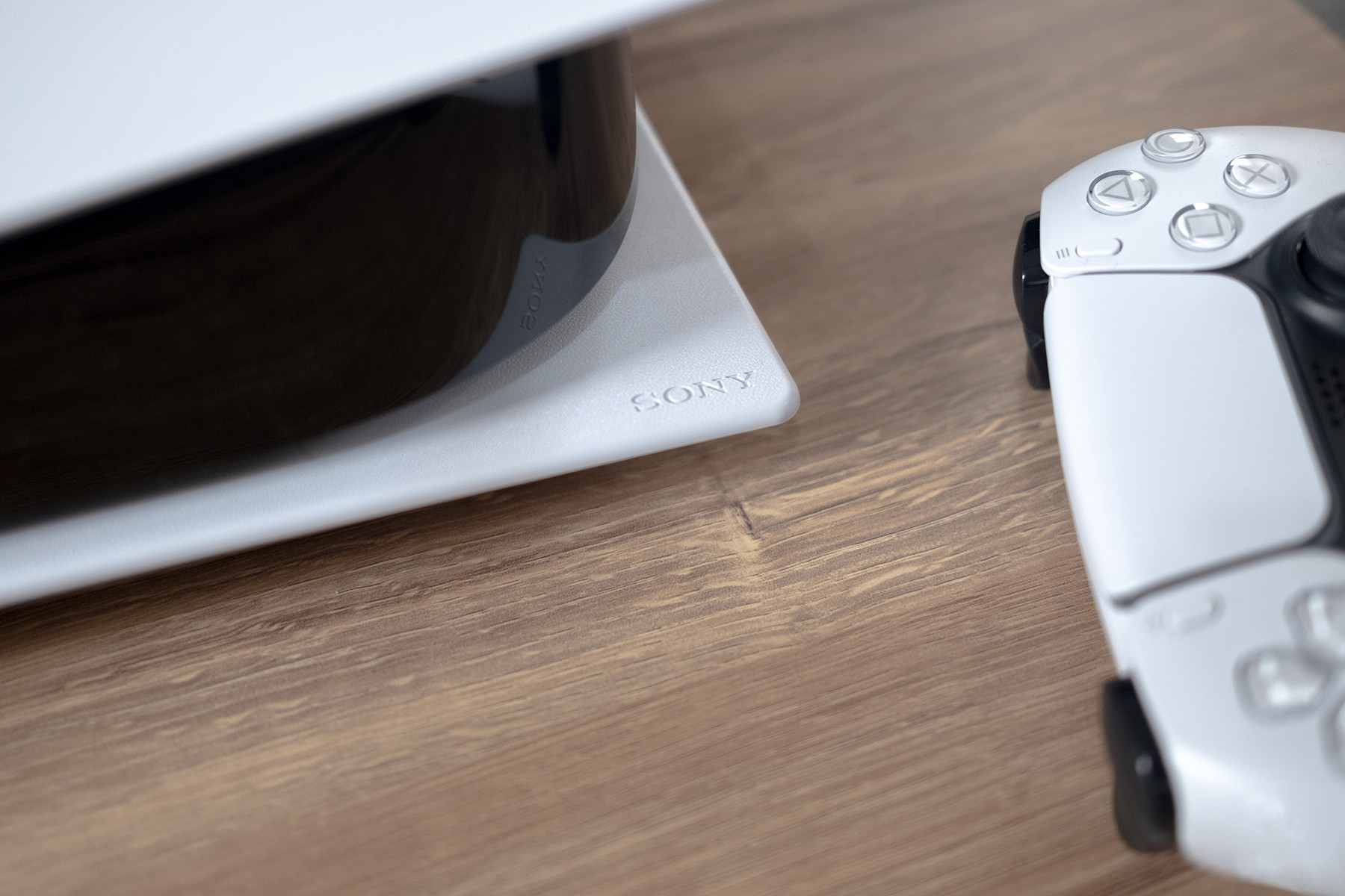 索尼ps5游戏主机的最新渲染图曝光,索尼ps5游戏实测