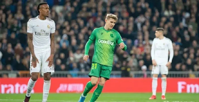 皇社大步迈向欧冠,主力框架走进豪门球探视野,谨防挖人