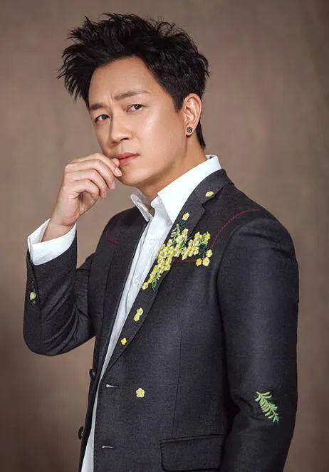 王大治与潘粤明谁强,王大治和潘粤明谁更有名