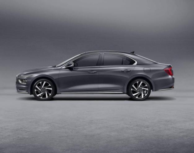 2014现代名图1.8l自动尊贵型,现代名图2021款1.8精英版落地价