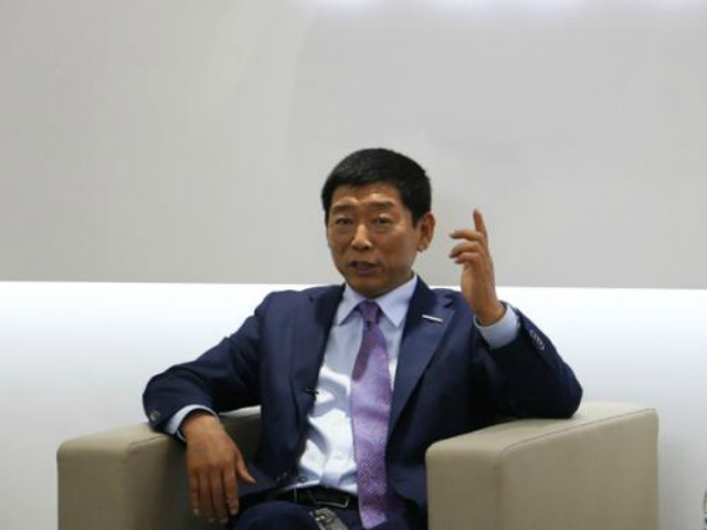 魏建军一年收入,魏建军转型