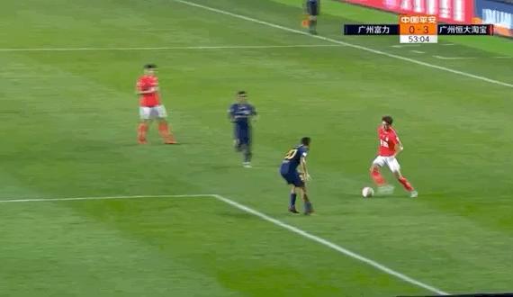 c罗任意球破门塔利斯卡点球绝杀,c罗30米重炮破门是哪一场