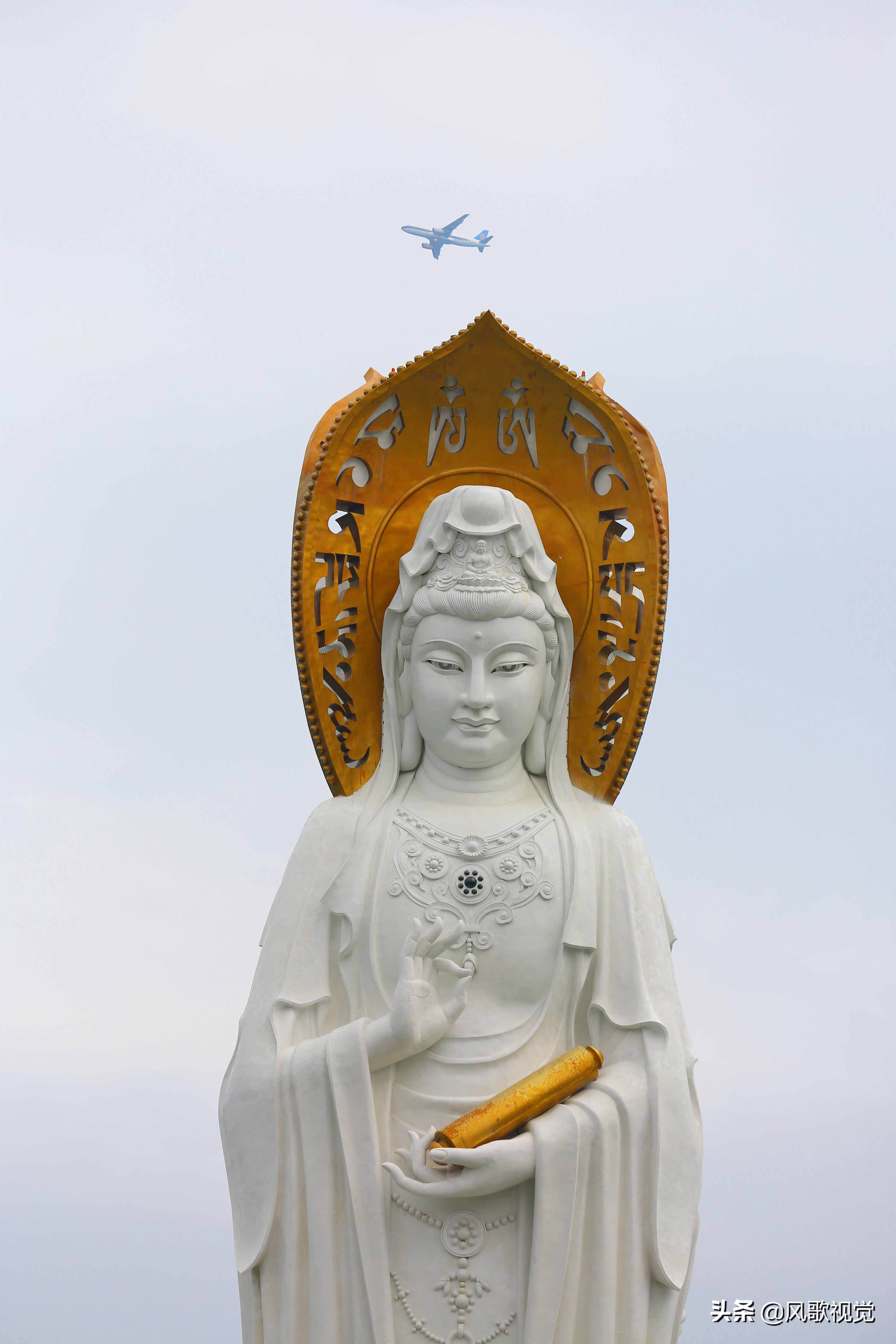 南山是属于哪个山,三亚南山是山吗