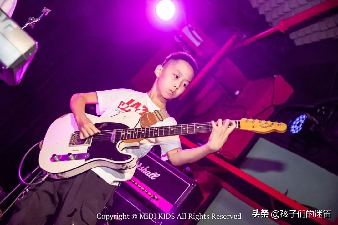 “想要个舞台证明自己，让你听到我们坚持梦想的声音”