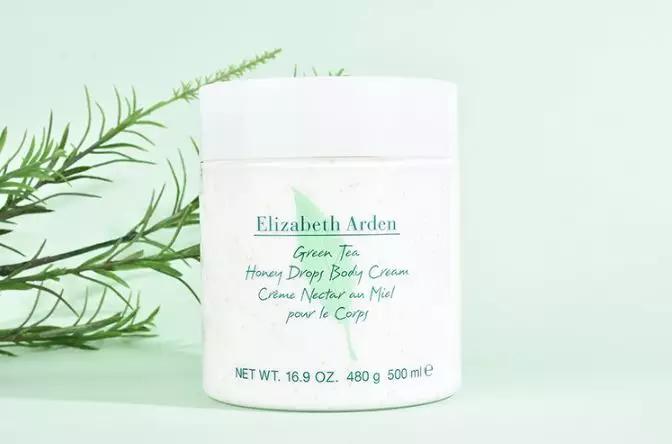 林允美白秘籍是坚抹身体乳！评测英皇室百年牌子身体乳有多好用？