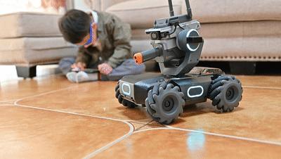 东莞首家大疆教育俱乐部，名校最爱的机甲大师来啦