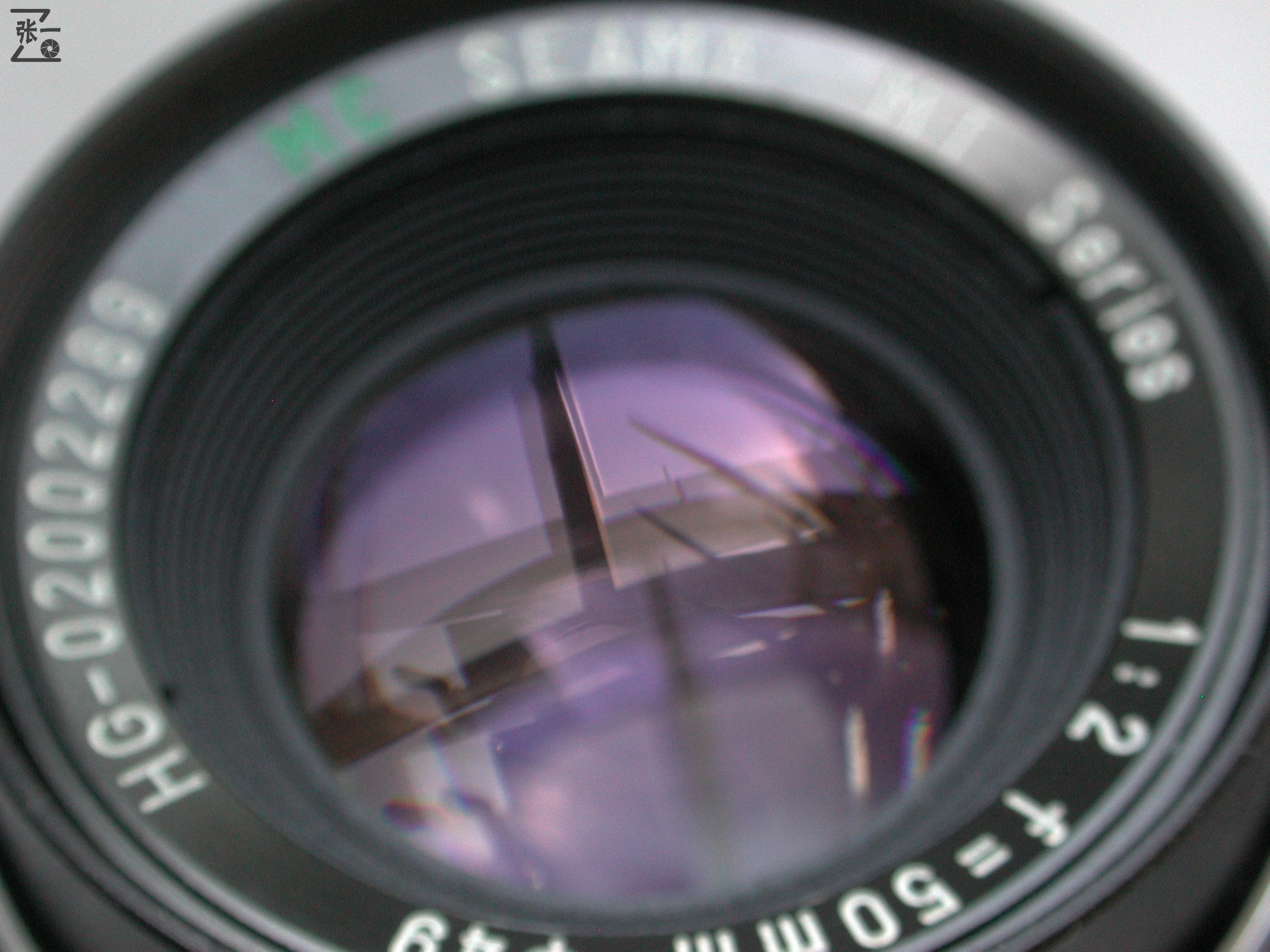 中国哈尔滨照相机厂生产的SEAMADZ2-1单反照相机