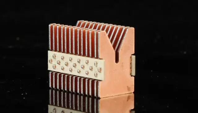 abb万能断路器2000a的拆解价值,abb塑壳断路器拆解可调整连杆