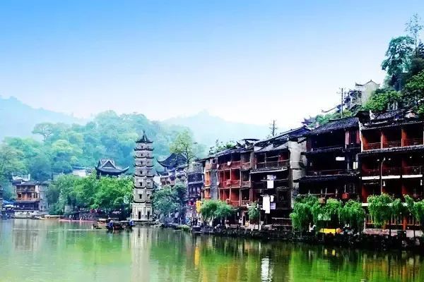 张家界旅游攻略现在张家界气温,张家界旅游攻略自由行攻略