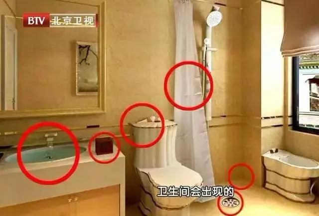 洗手台有缝隙,发黑又发霉?保洁阿姨教你一招,5秒统统划干净