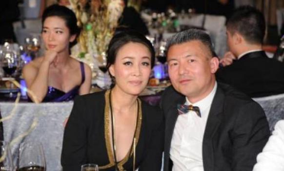 高峰那英多少岁,那英前夫高峰现在怎么样了