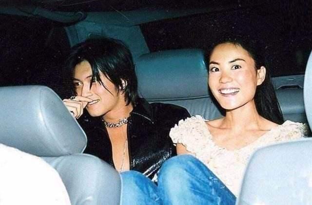 谢霆锋王菲公布恋情后同台视频,谢霆锋王祖蓝锋味谈王菲视频