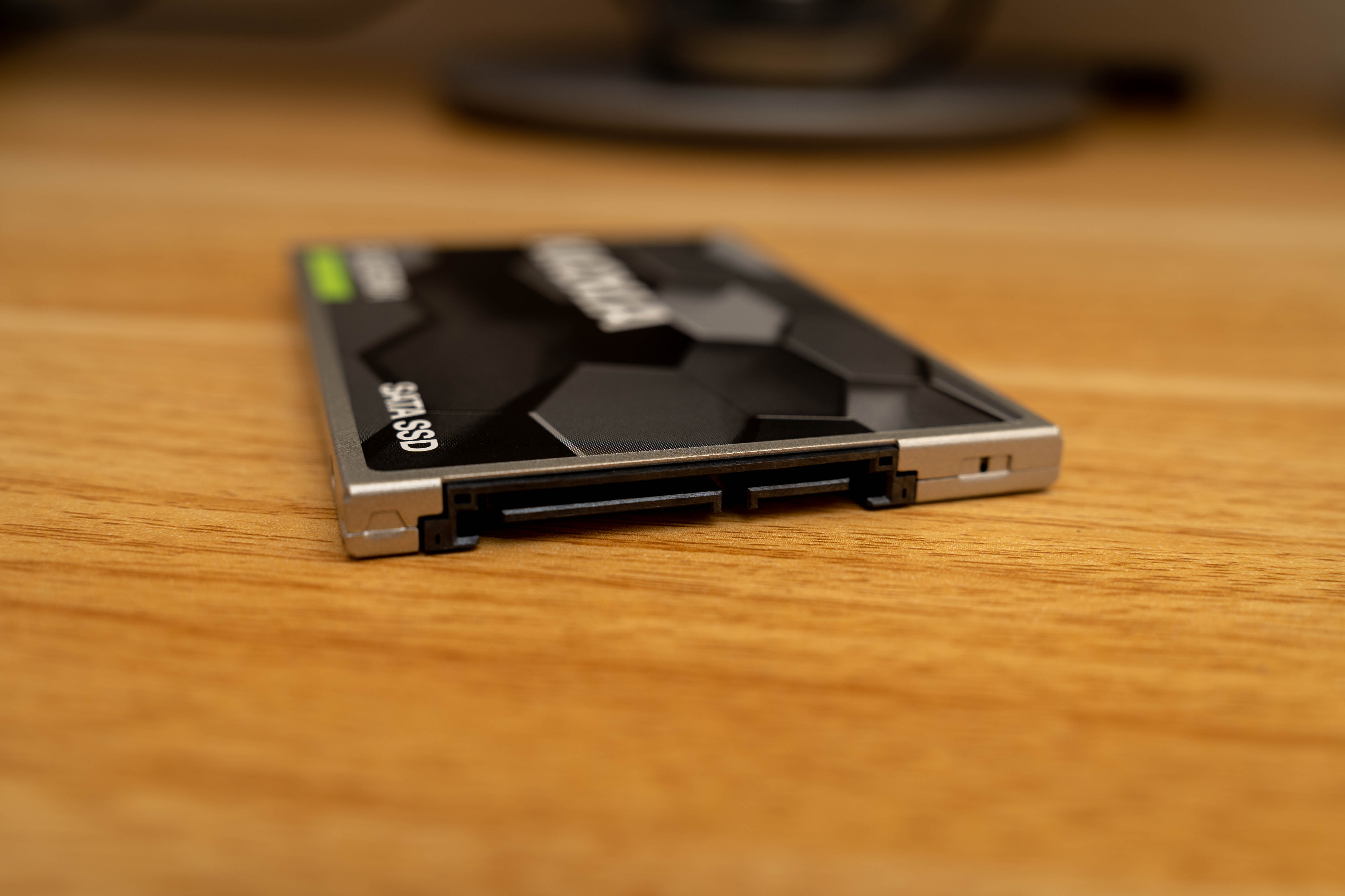 东芝铠侠固态硬盘评测,东芝铠侠固态是几线品牌