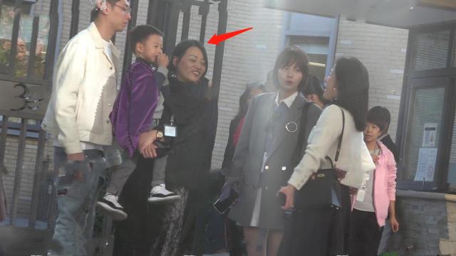 张嘉倪不办婚礼的原因,张嘉倪为啥不办婚礼