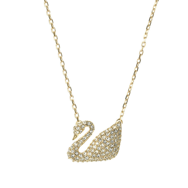 精致配饰让你变身时髦精,时尚配饰诠释优雅高级艺术