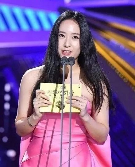 郑秀晶胖成球,郑秀晶胖成水晶球