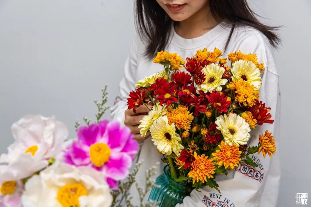 深夜去广州的花卉市场买花,如何逛斗南花卉市场买花便宜