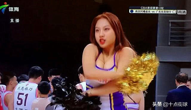 中国最火的拉拉队队长,广东拉拉队女队长