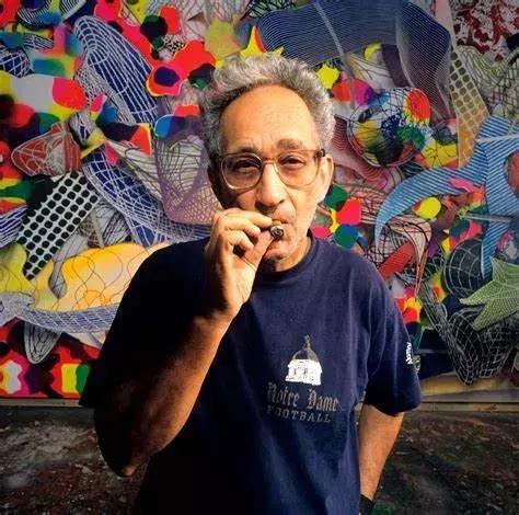 弗兰克斯特拉作品分析,弗兰克斯特拉高举旗帜