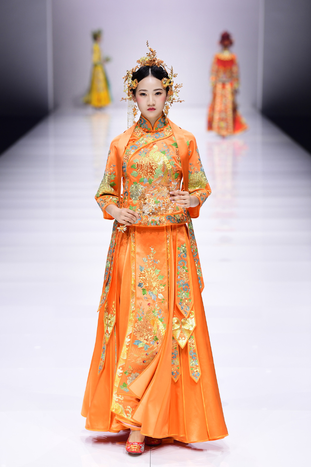 旗纪中式婚服定制,旗纪新中式嫁衣