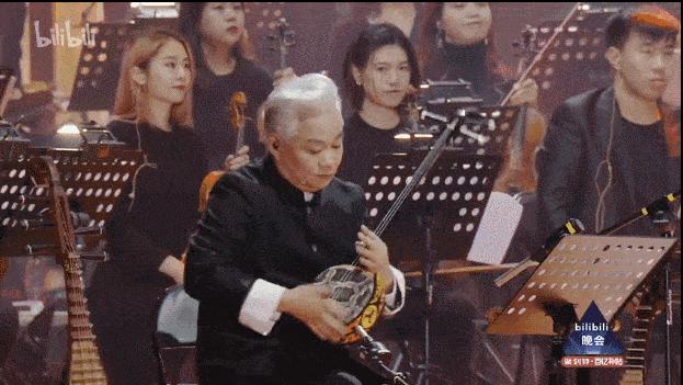 方锦龙演奏十种乐器国乐大典,国乐大师方锦龙弹奏各国的乐器