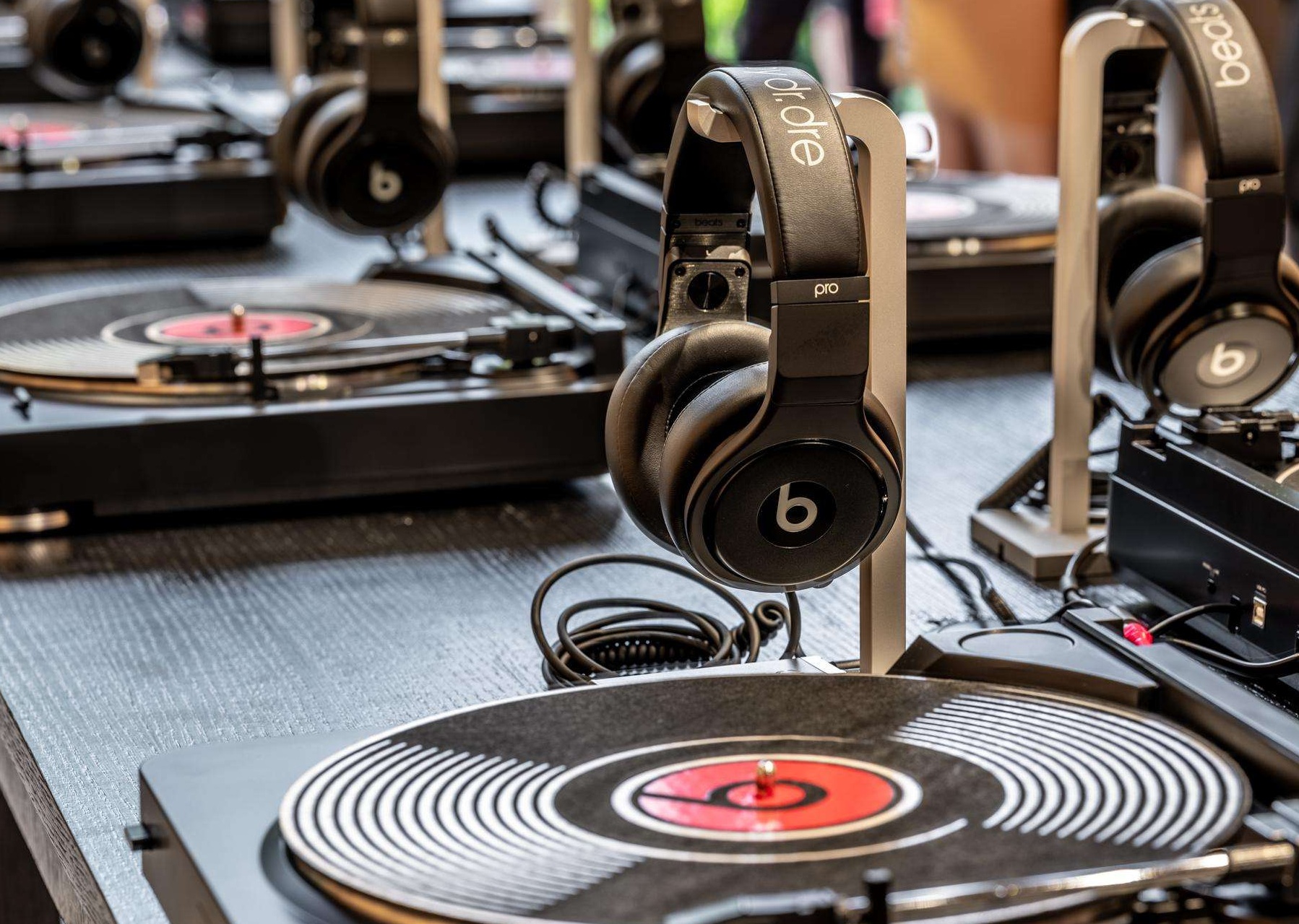 卡带与CD销量猛增，音乐古董或迎来第二春