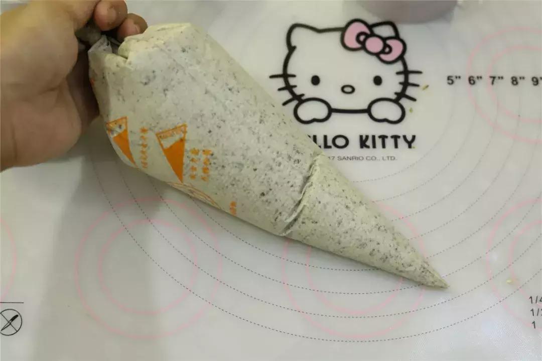 敖丙？奥饼？其实是奥利奥黑巧冰淇淋月饼