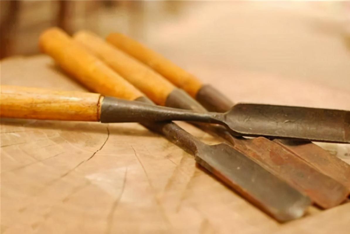 木工机械是一种非常重要的工具,木工工具演变过程