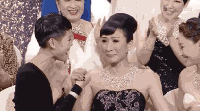 杨怡自曝公主身份后续,杨怡怀孕后首次露面