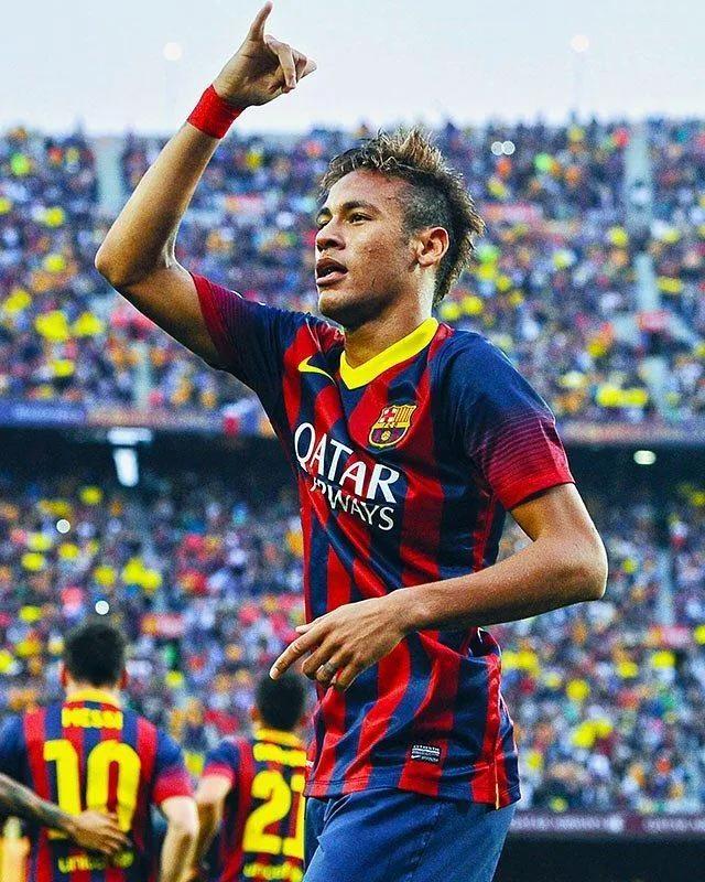 充满激情的足球场,足球场激情对抗