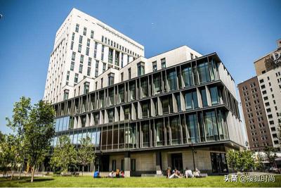 艺术类留学生优势,普通艺术生留学应该去哪所学校