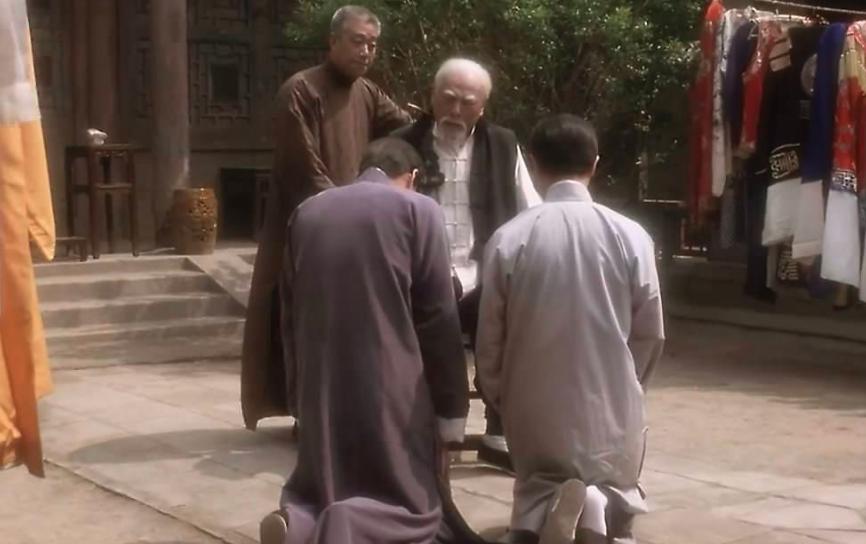 秦霄贤在德云社上班都干嘛,三里屯德云社秦霄贤生日