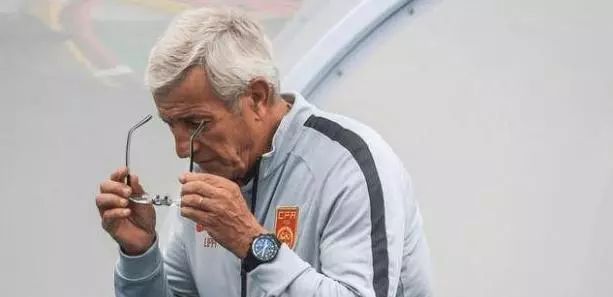 国足0-3不敌韩国技术统计表,国足3:0韩国终结32年不胜魔咒