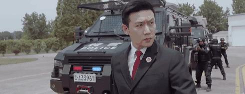 浣犵殑鐪奸湝鏄孩姒滃悧,浣犵殑鐪艰啘鏄笉鏄创閿欎簡